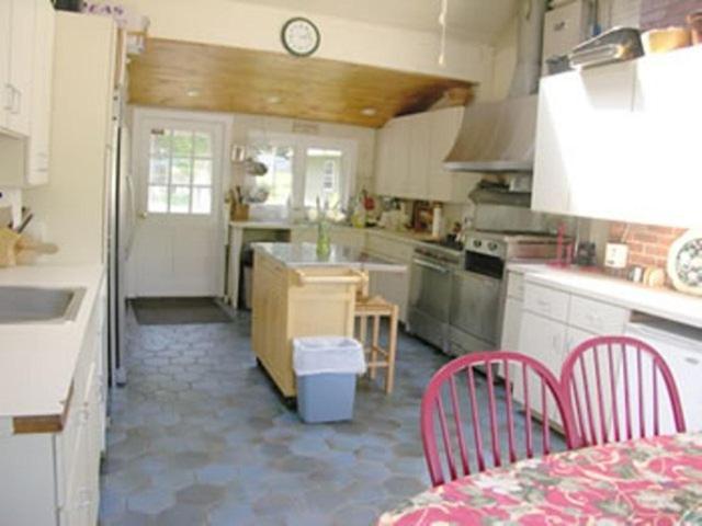 Oliver Lodge Meredith Room photo