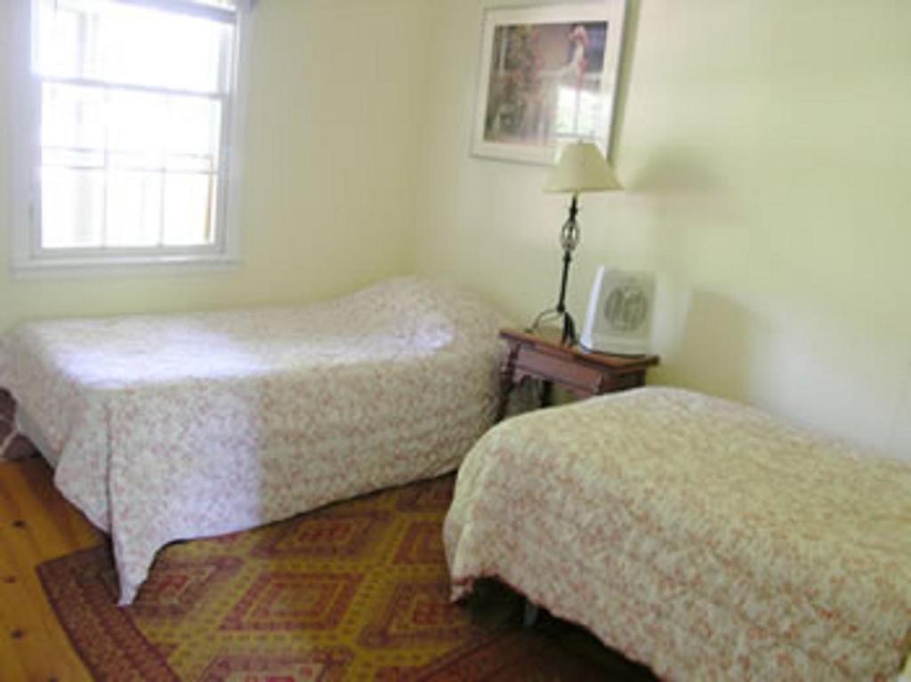 Oliver Lodge Meredith Room photo